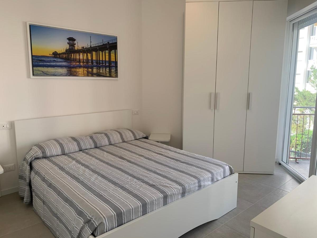 Condominio Cristallo Lignano Sabbiadoro Eksteriør bilde
