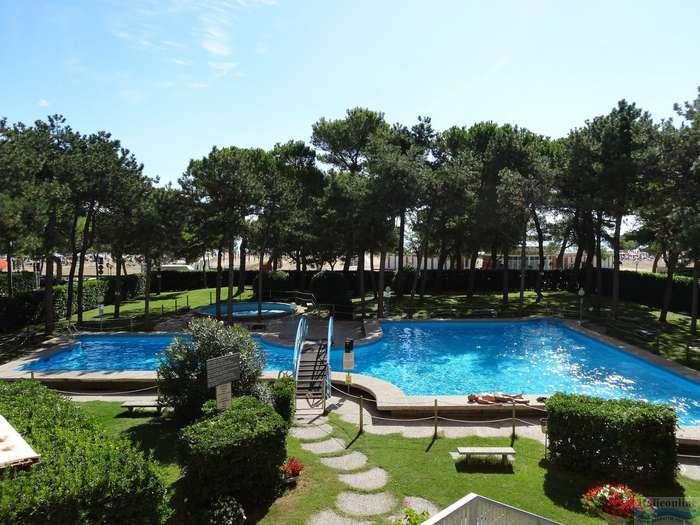 Condominio Cristallo Lignano Sabbiadoro Eksteriør bilde
